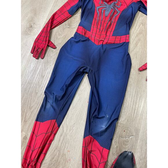 Boys Spider-Man Costume Size Medium‎ Full Bodysuit with Attached Boot Covers - Picture 3 of 12